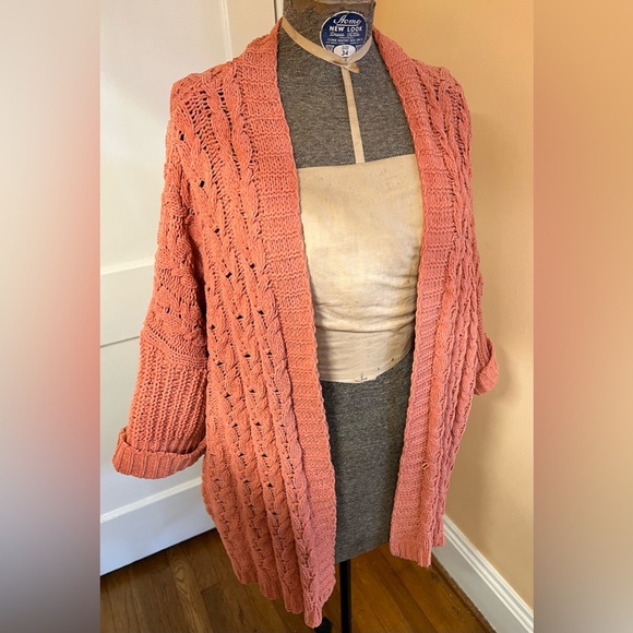 Apricot Colored Chunky Knit Umgee Shrug Sweater - Picture 2 of 5